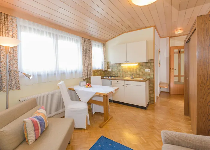 Life 5 By Alpenidyll